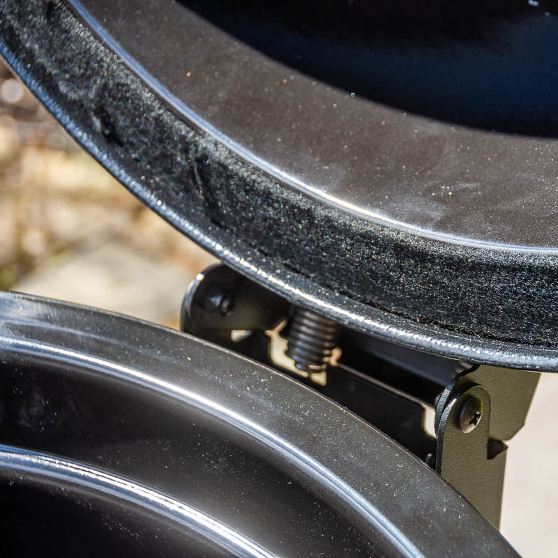 21" Steel Kamado Charcoal Grill – Double‑Walled Outdoor BBQ Oven