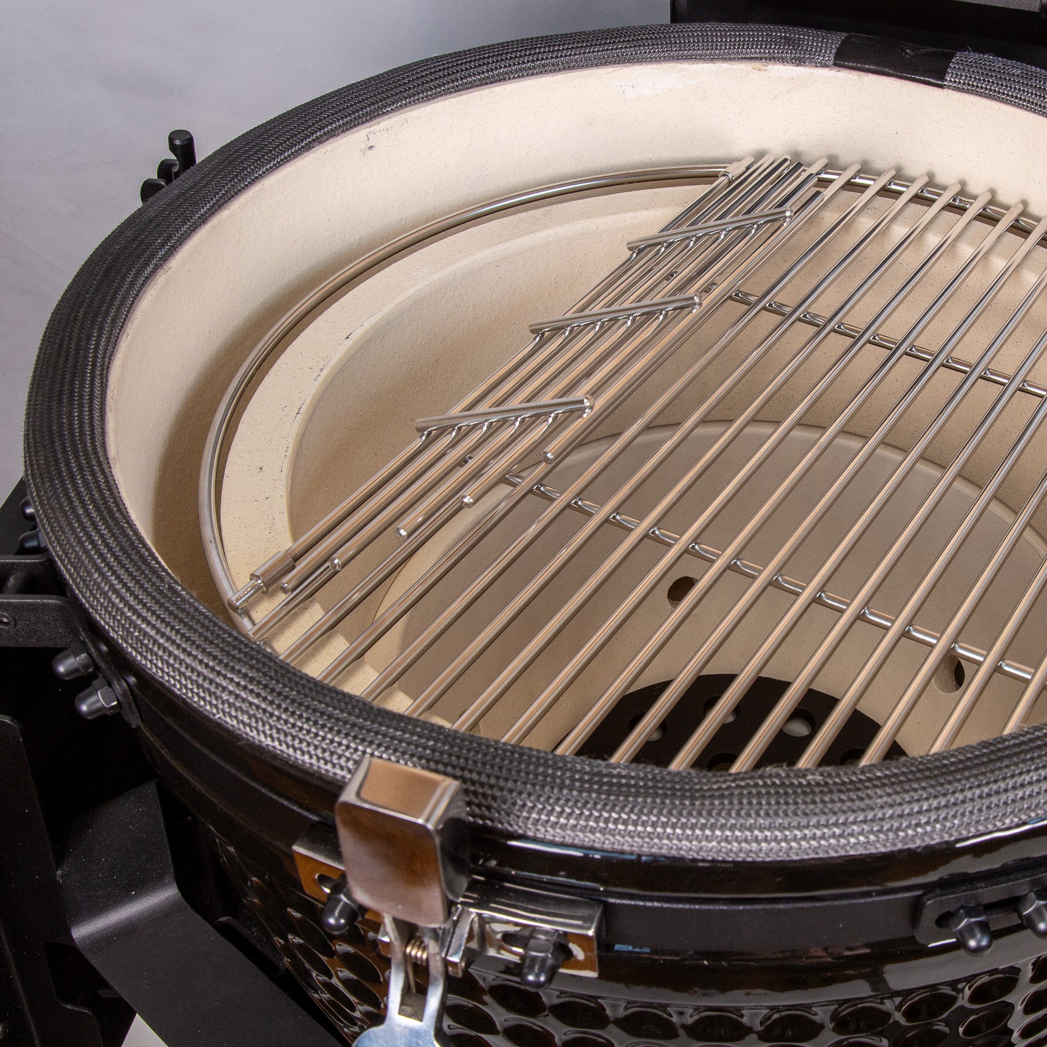 18" Pro Midi Kamado Grill